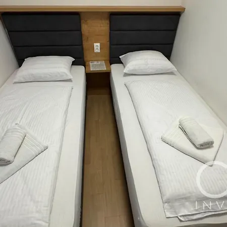 Apartman Snowflake One Bedroom